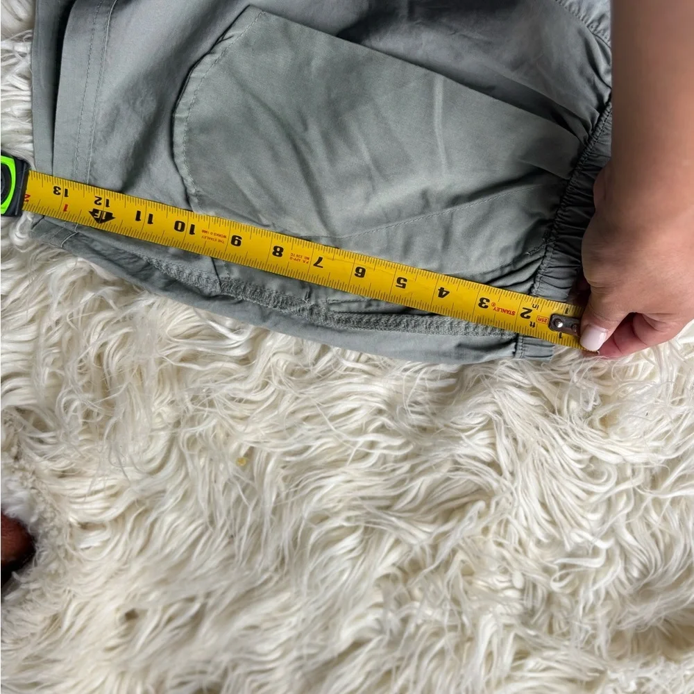 DIVIDED - Picture 10 of 10